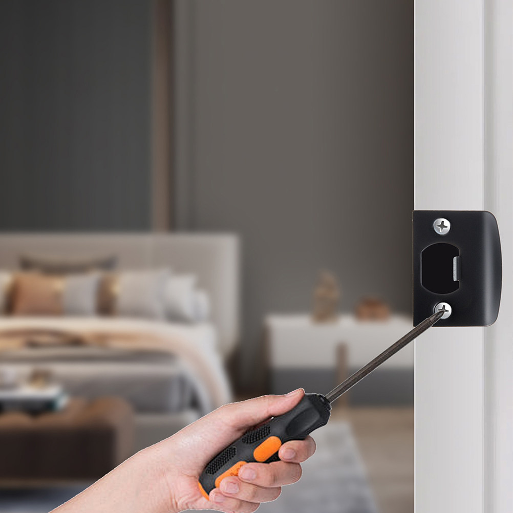 قطعتان من صفائح حماية الأبواب  - مراجعة Home Security Door Lock وسعره